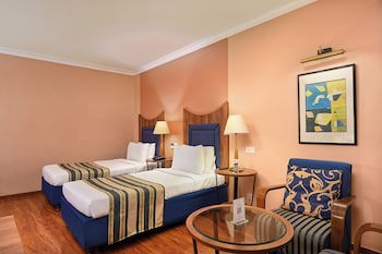 Cama Hotel