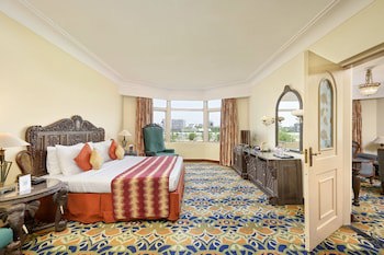 Cama Hotel