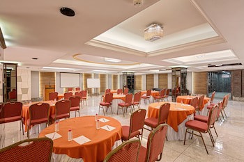 Cama Hotel
