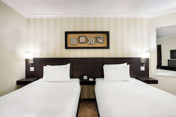 Copantl Hotel & Convention Center