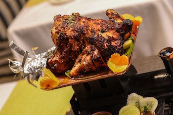 Fariyas Hotel