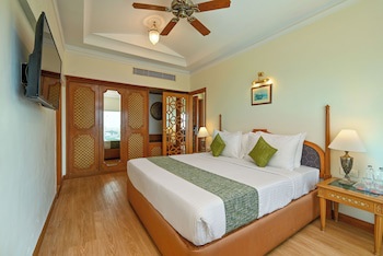 Fariyas Hotel