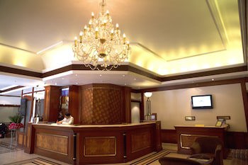 Fariyas Hotel