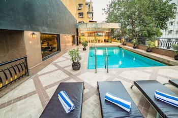 Fariyas Hotel