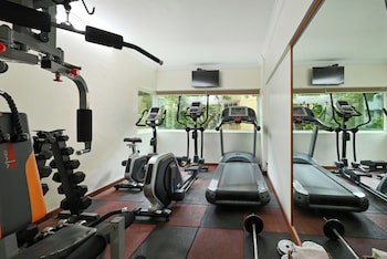 Fariyas Hotel