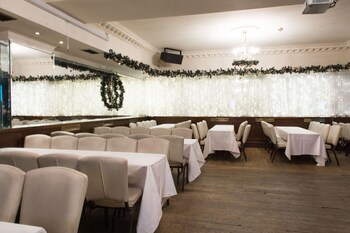 Russell Court Hotel