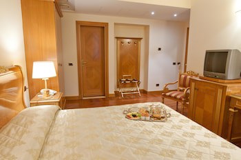 Marconi Hotel galeri fotoğrafı