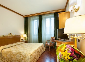 Marconi Hotel galeri fotoğrafı