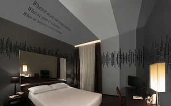 Phi Hotel Bologna galeri fotoğrafı