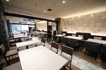 Shin-Osaka Esaka Tokyu Rei Hotel
