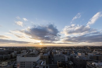 Shin-Osaka Esaka Tokyu Rei Hotel