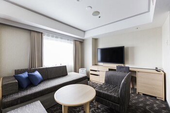 Shin-Osaka Esaka Tokyu Rei Hotel
