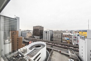 Shin-Osaka Esaka Tokyu Rei Hotel