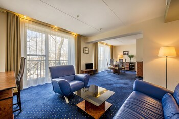 Grata By Centrum Hotels