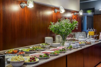 Grata By Centrum Hotels
