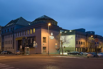 Grata By Centrum Hotels