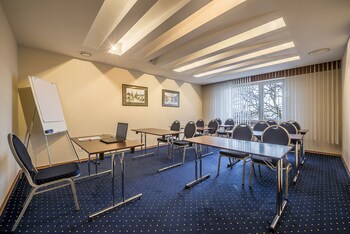 Grata By Centrum Hotels