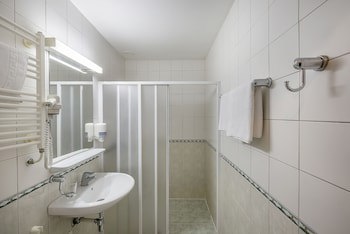 Grata By Centrum Hotels