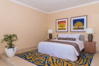 Sunbird Livingstonia Beach Hotel