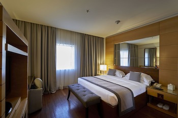 Coral Beach Hotel And Resort Beirut