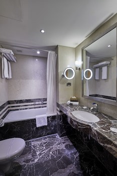 Coral Beach Hotel And Resort Beirut