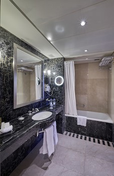 Coral Beach Hotel And Resort Beirut