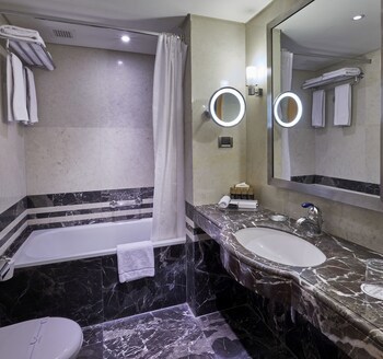 Coral Beach Hotel And Resort Beirut
