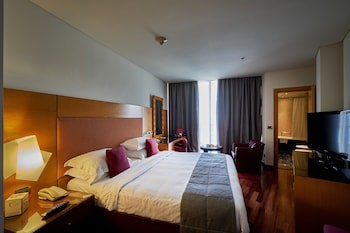 Coral Beach Hotel And Resort Beirut