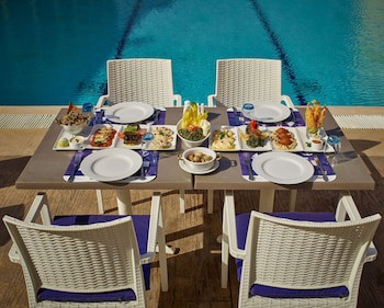 Coral Beach Hotel And Resort Beirut
