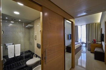 Coral Beach Hotel And Resort Beirut