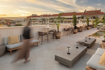 Evolution Valbom Hotel