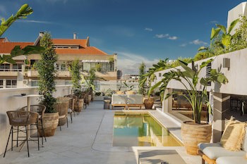 Evolution Valbom Hotel