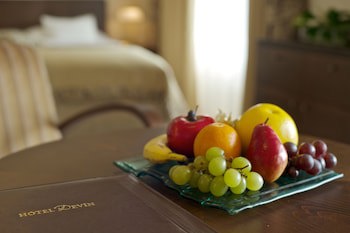 Devin Hotel