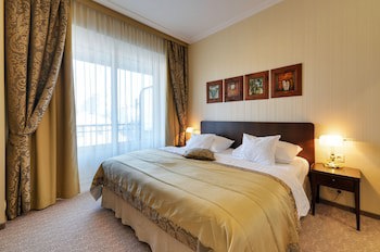 Devin Hotel