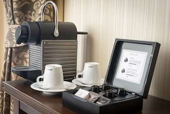 Devin Hotel