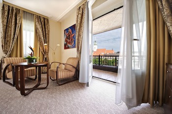 Devin Hotel