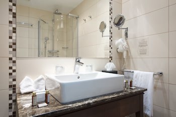 Devin Hotel