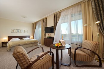 Devin Hotel