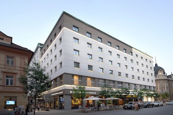 Best Western Premier Hotel Slon