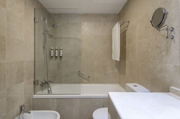 Ac Hotel Victoria Suites By Marriott