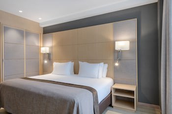 Ac Hotel Victoria Suites By Marriott