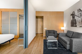 Ac Hotel Victoria Suites By Marriott