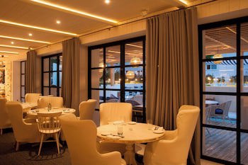 Ac Hotel Victoria Suites By Marriott