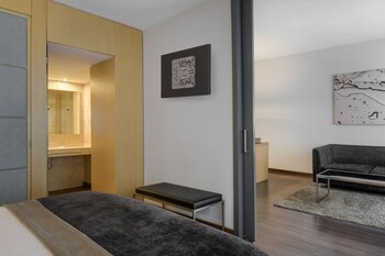 Ac Hotel Victoria Suites By Marriott