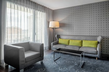 Ac Hotel Victoria Suites By Marriott