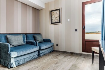 Hotel Reina Cristina