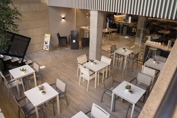 Hotel Sercotel Tres Luces