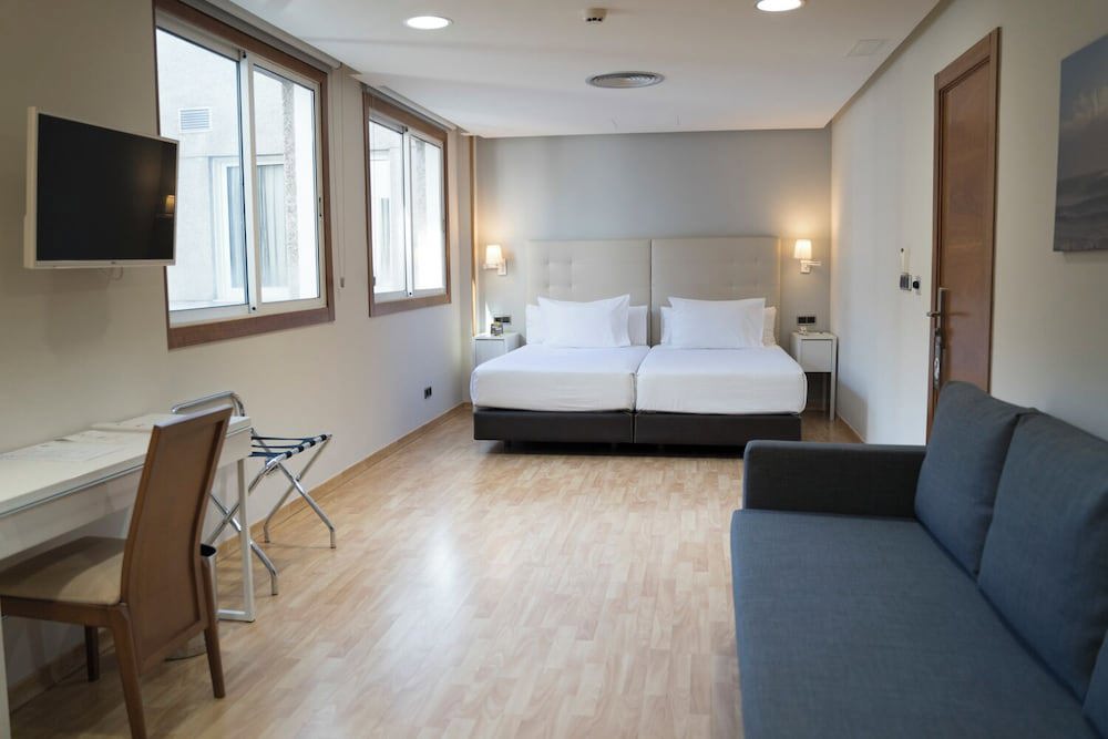 Hotel Sercotel Tres Luces