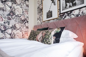 The Vault Hotel