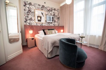 The Vault Hotel